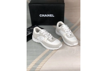 CH@NEL SNEAKERS