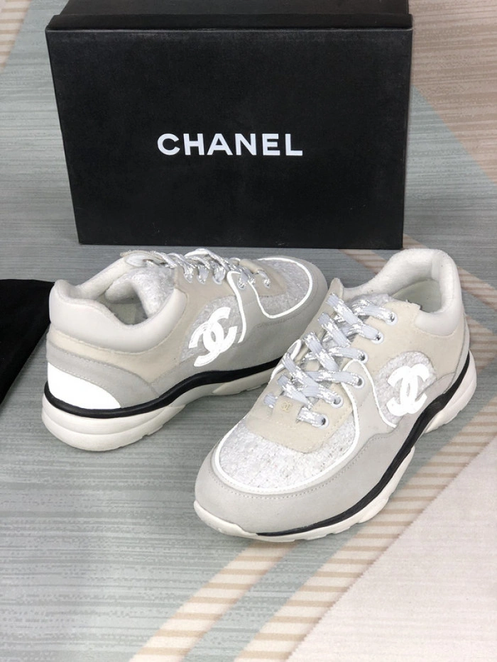 CH@NEL SNEAKERS