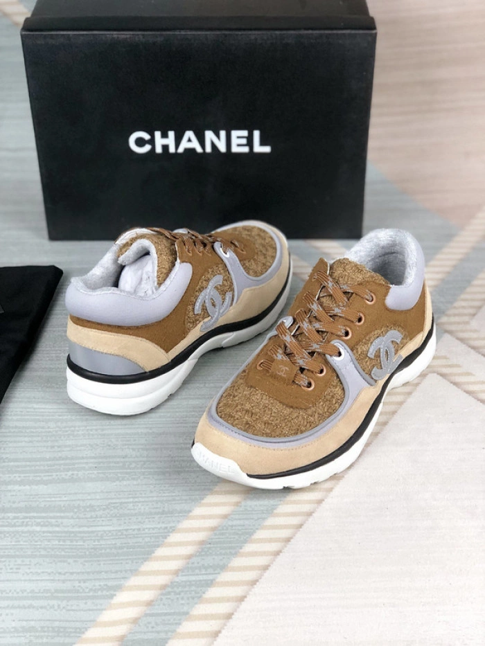 CH@NEL SNEAKERS