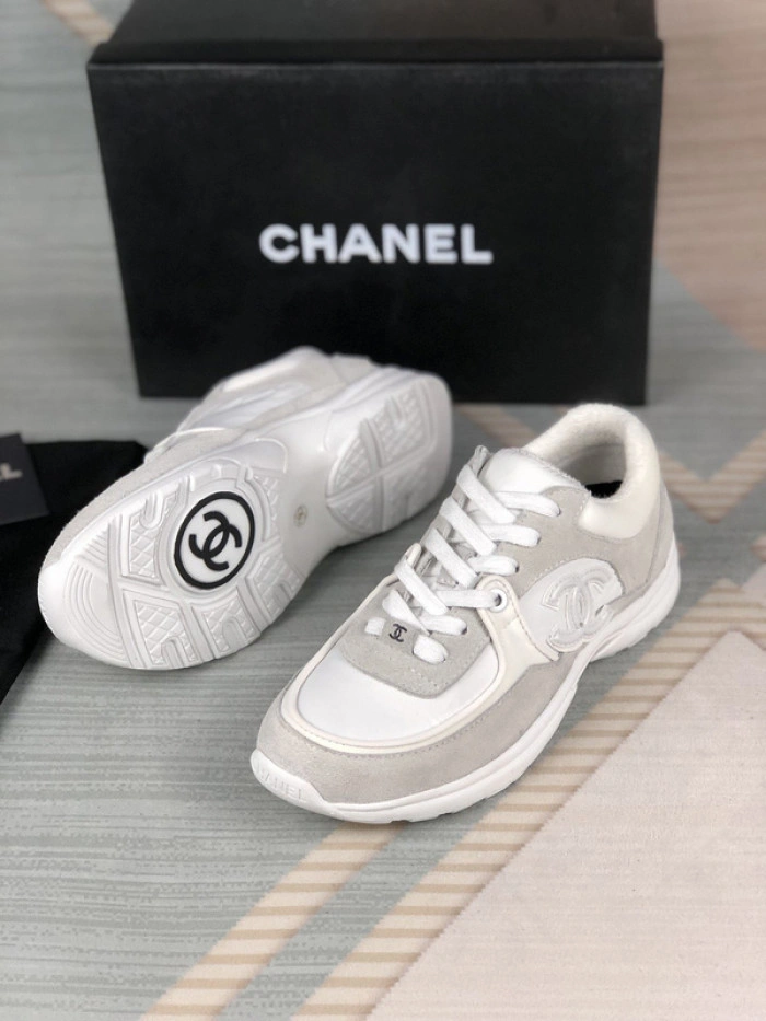 CH@NEL SNEAKERS