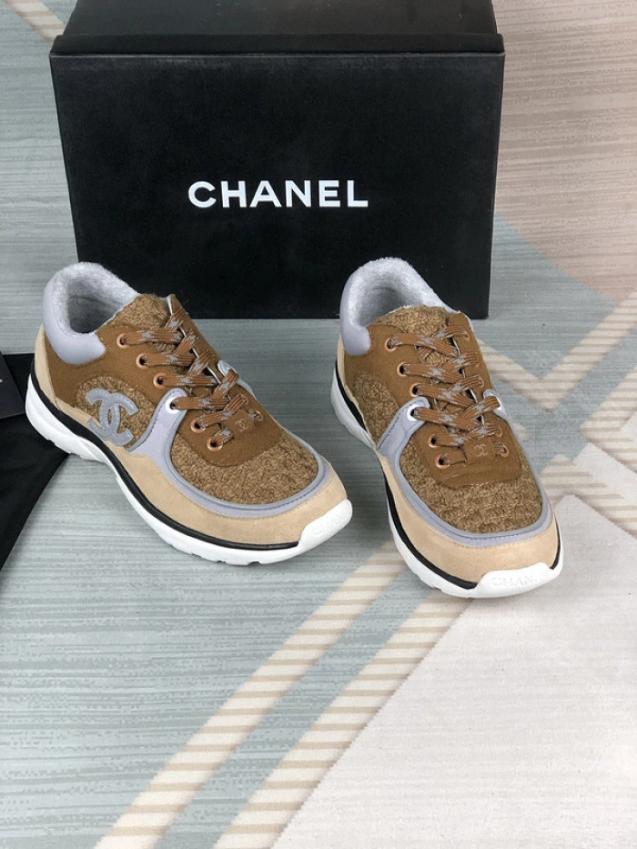CH@NEL SNEAKERS