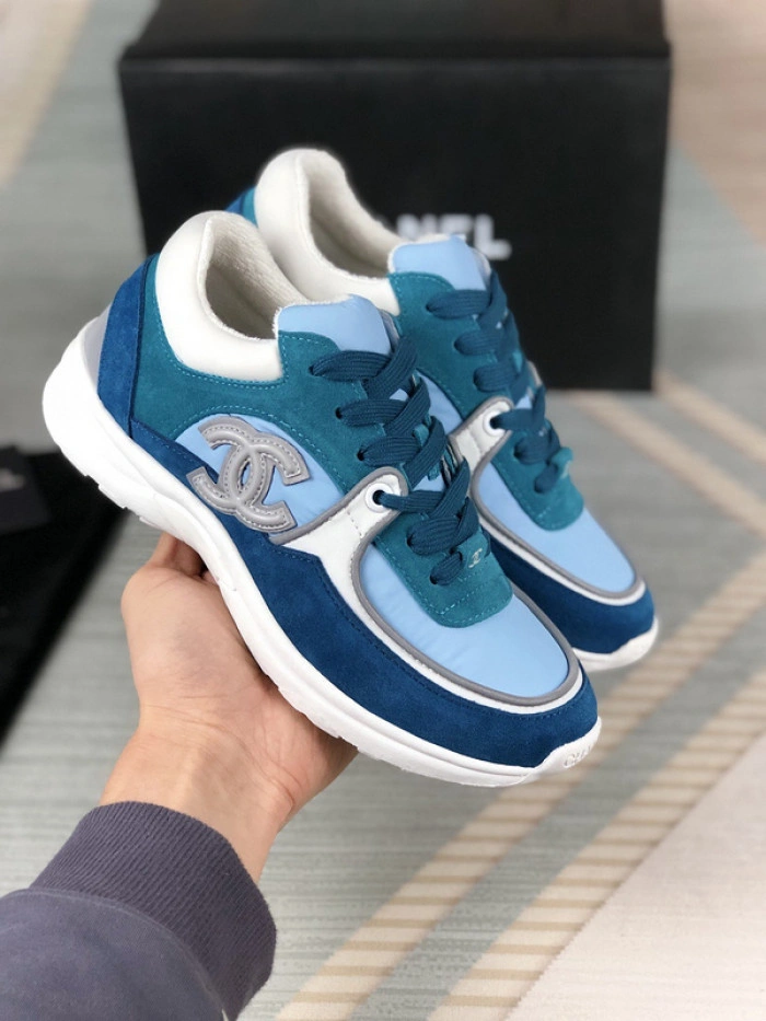 CH@NEL SNEAKERS