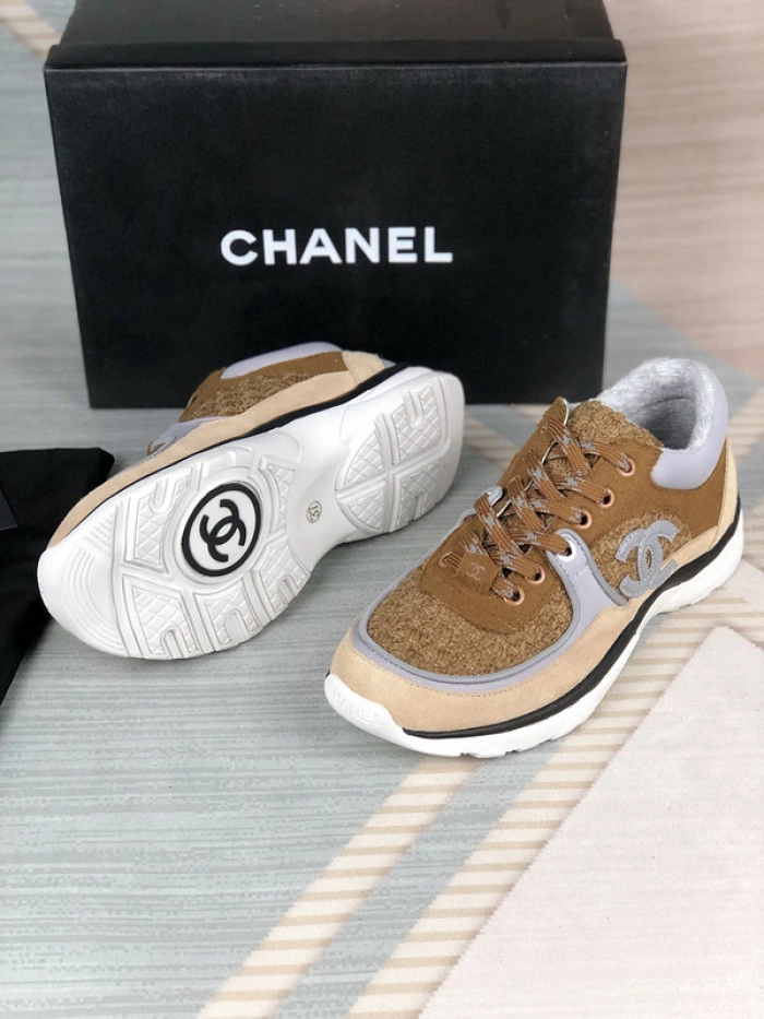 CH@NEL SNEAKERS