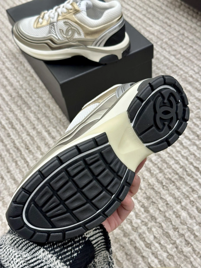 CH@NEL SNEAKERS