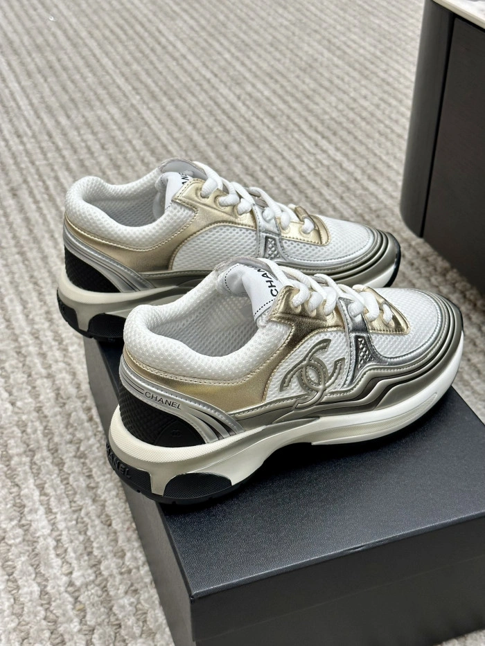 CH@NEL SNEAKERS