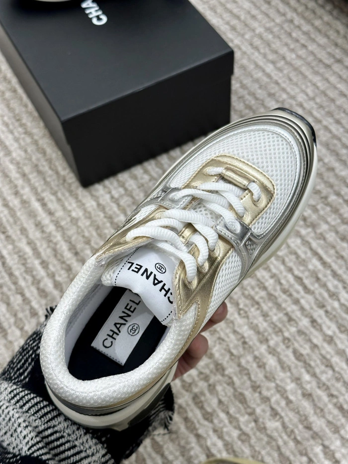 CH@NEL SNEAKERS