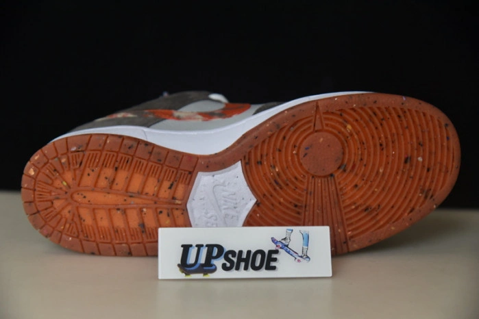 Crushed D.C. x Nike SB Dunk Low DH7782 001