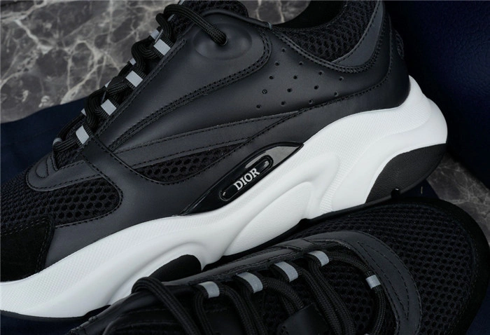 DIOR B22 Sneakers