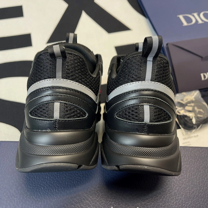 DIOR B22 Sneakers