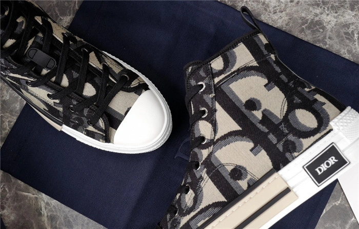 DIOR B23 Oblique Sneaker