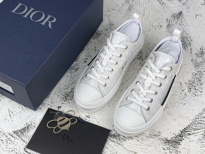 DIOR B23 Oblique Sneaker