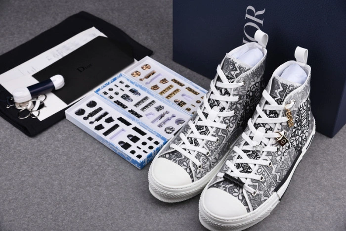 DIOR B23 Oblique Sneaker