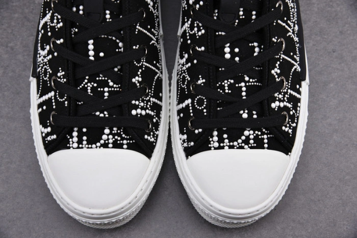 DIOR B23 Oblique Sneaker