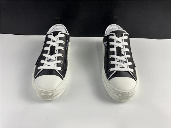 DIOR B23 Oblique Sneaker