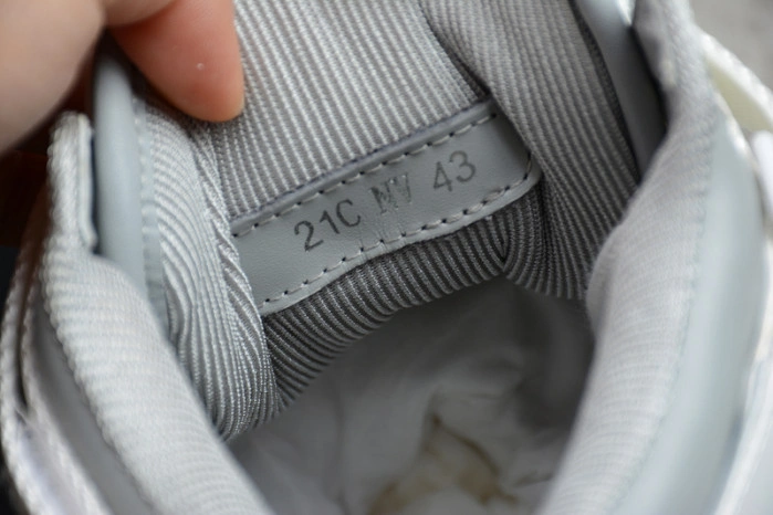 DIOR B27 High Top Sneaker