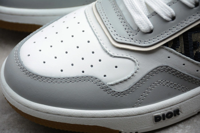 DIOR B27 High Top Sneaker