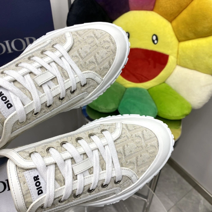 DIOR B28 SNEAKER