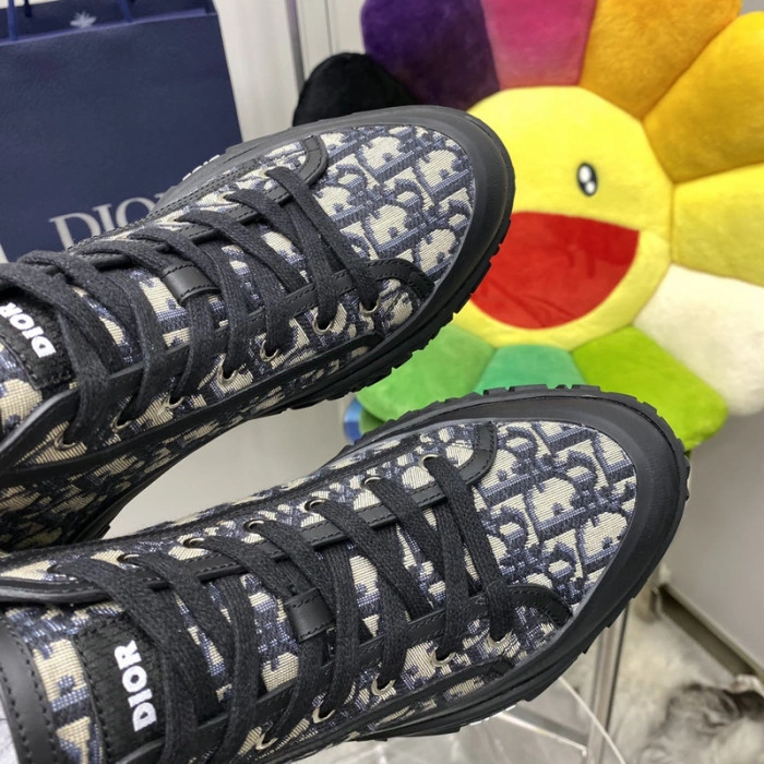 DIOR B28 SNEAKER