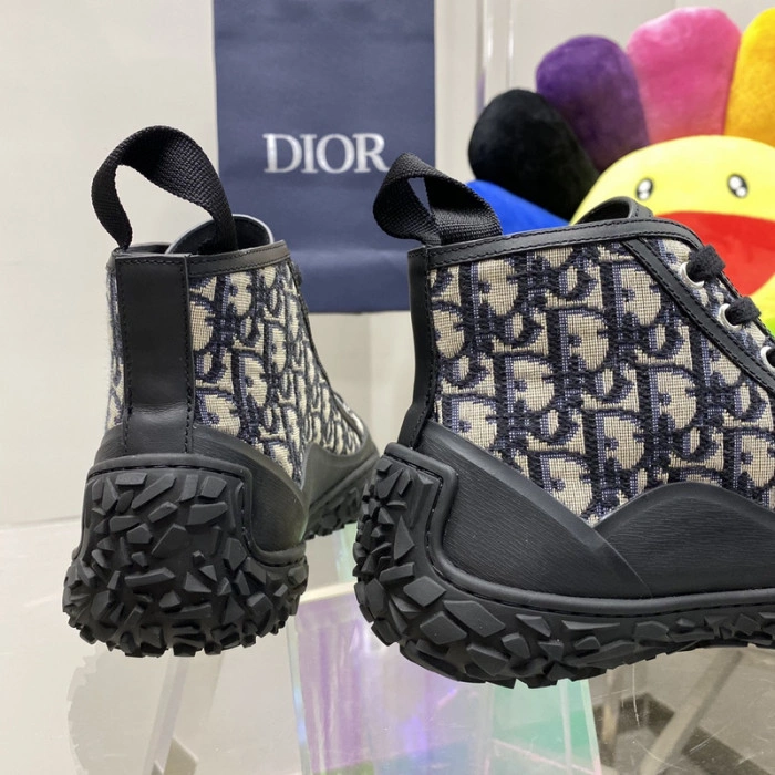DIOR B28 SNEAKER