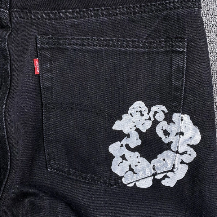 Denim Te*rs Jeans