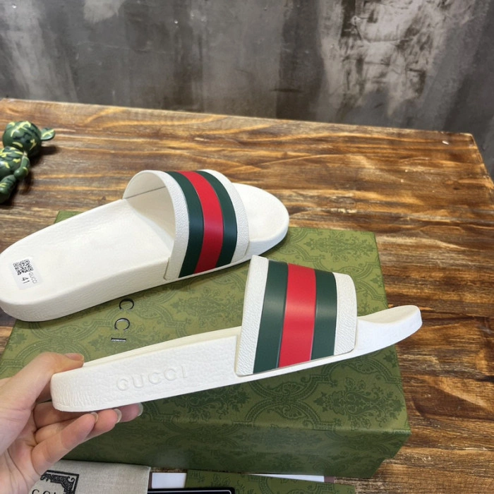 GUCC SANDALS