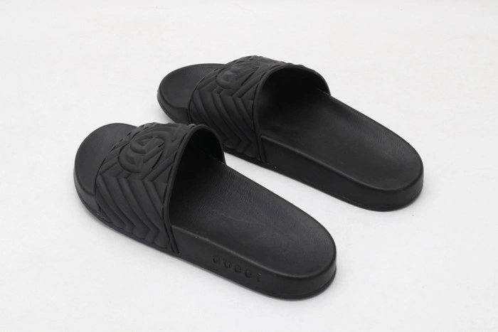 GUCC SANDALS