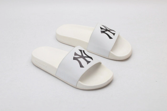 GUCC SANDALS