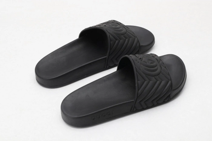 GUCC SANDALS