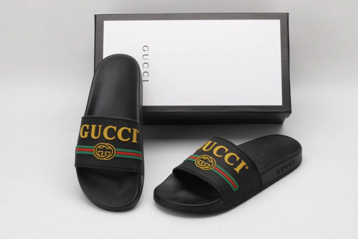 GUCC SANDALS