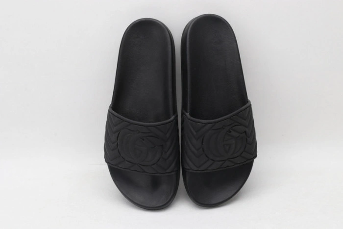 GUCC SANDALS