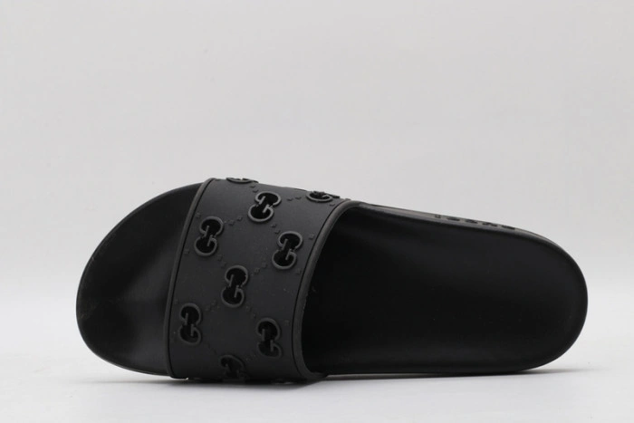 GUCC SANDALS