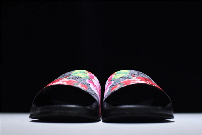 GUCC SANDALS