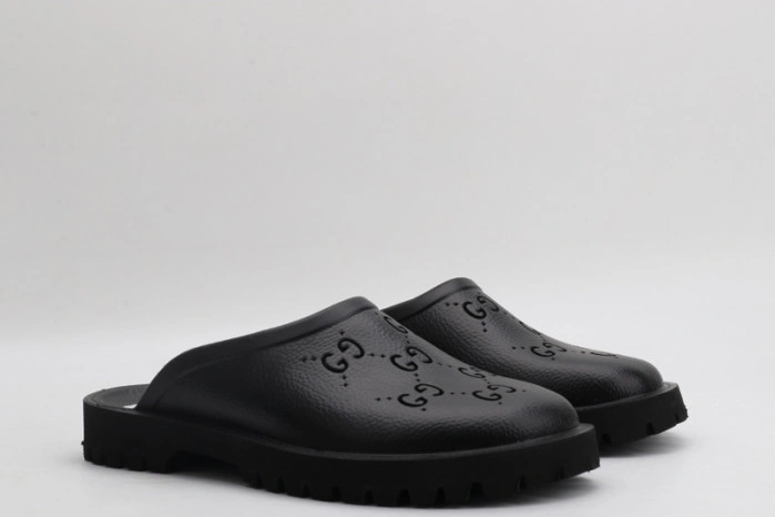 GUCC SANDALS