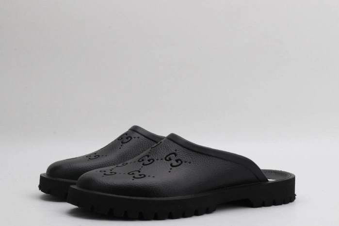 GUCC SANDALS