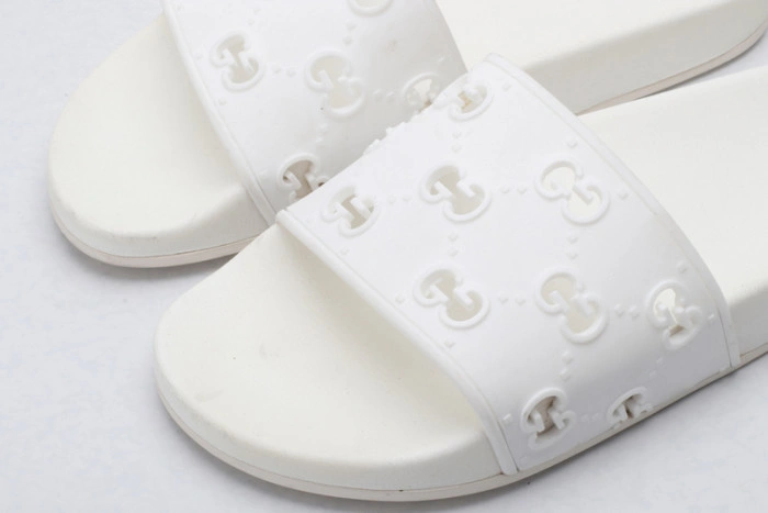 GUCC SANDALS