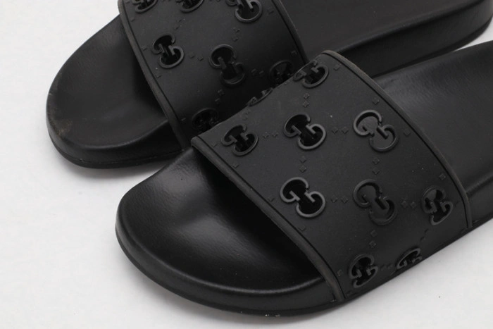 GUCC SANDALS