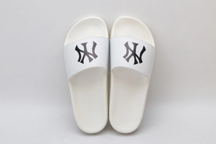 GUCC SANDALS