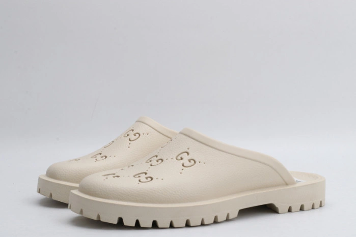 GUCC SANDALS