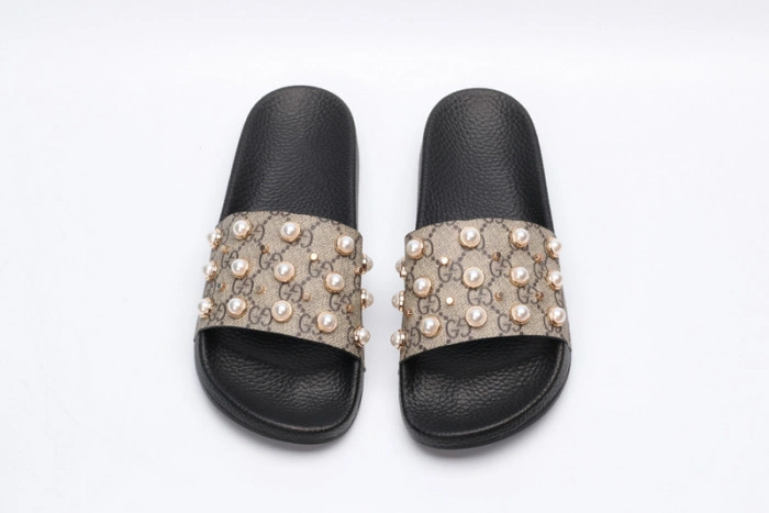 GUCC SANDALS