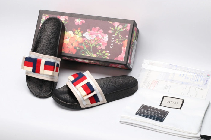 GUCC SANDALS