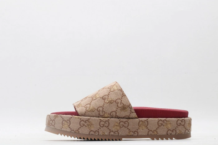 GUCC SANDALS