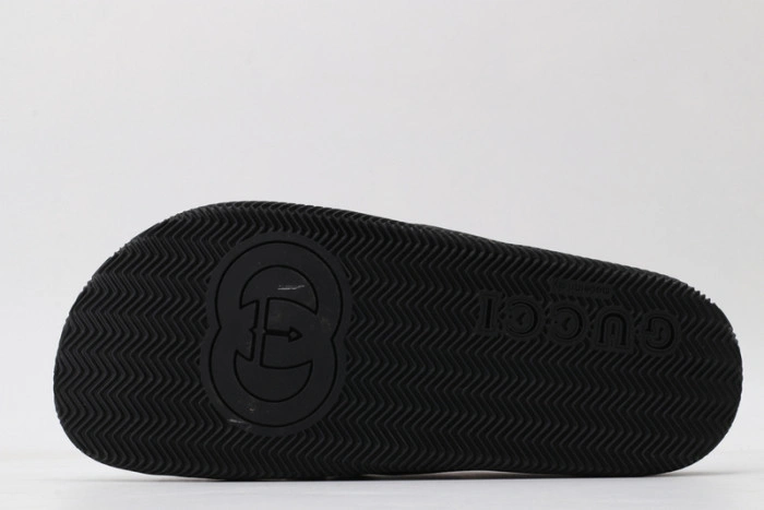 GUCC SANDALS