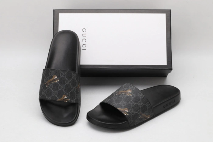 GUCC SANDALS