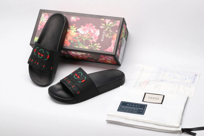 GUCC SANDALS