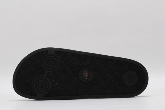 GUCC SANDALS