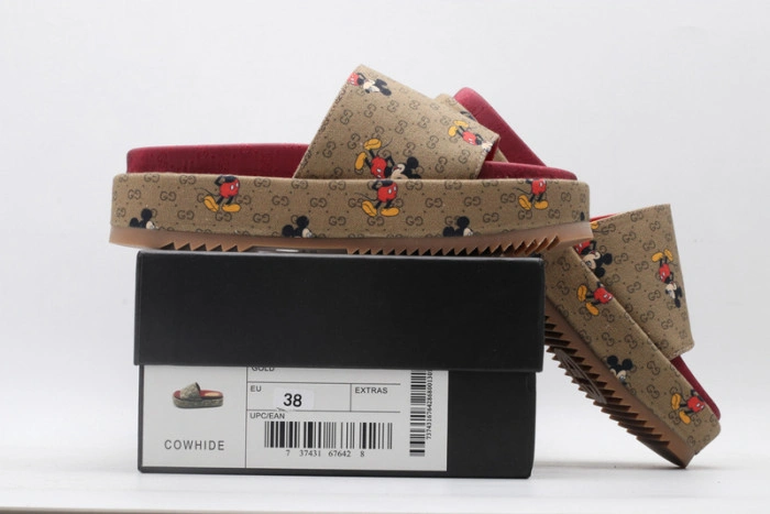 GUCC SANDALS