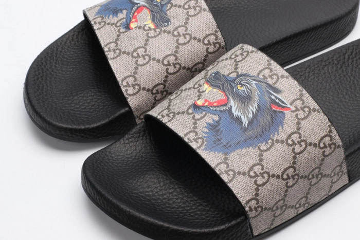 GUCC SANDALS