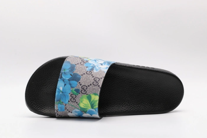 GUCC SANDALS