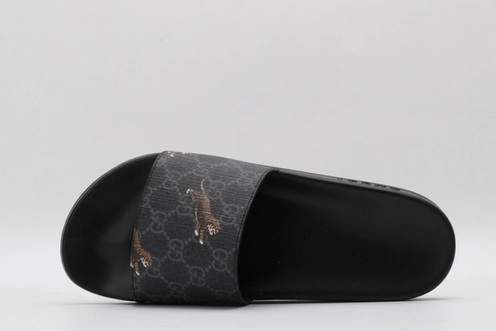 GUCC SANDALS