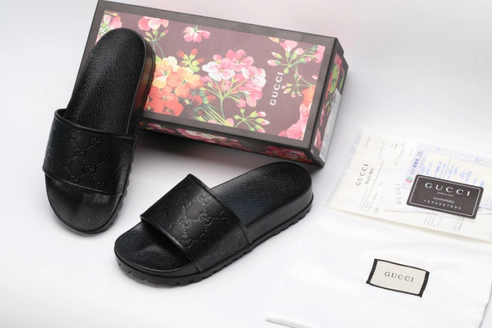 GUCC SANDALS